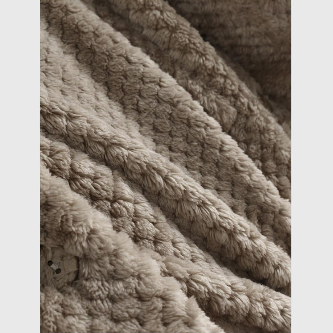 Azra | Elegantna flis jakna s kapuco